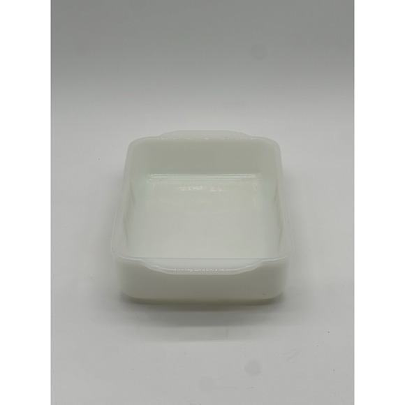 Vintage Fire King Loaf Dish by Anchor Hocking -  Wheat Pattern #410  1 1/2 Qt - Picture 4 of 7